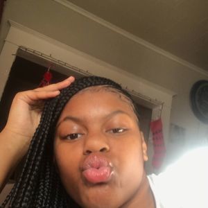 Meet your Posher, Aniviah